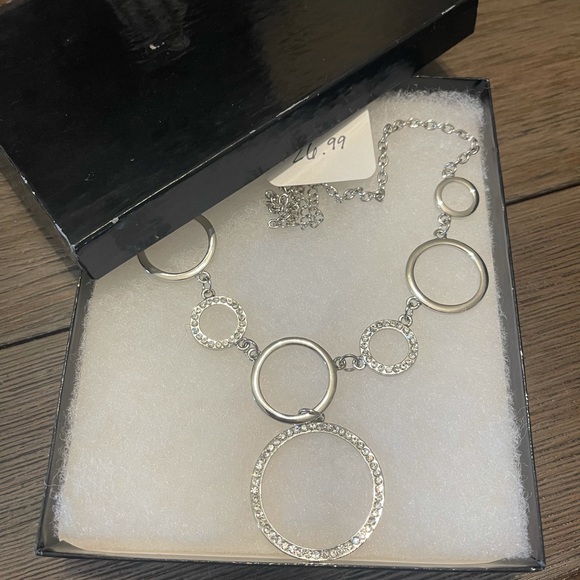 Necklace - Picture 2 of 6